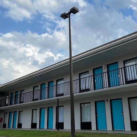 Clarion Inn & Suites Kissimmee-Lake Buena Vista South Luaran gambar