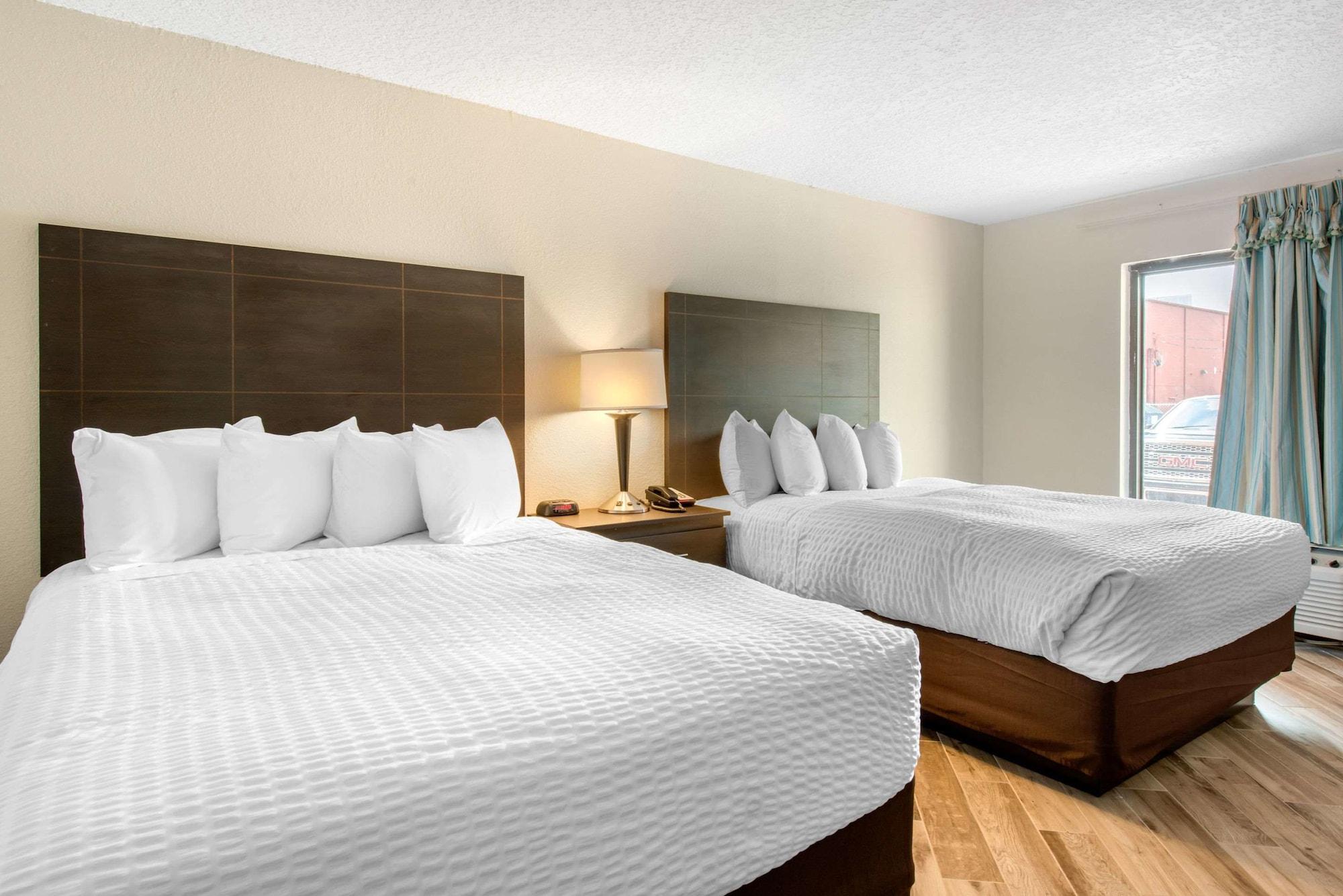 Clarion Inn & Suites Kissimmee-Lake Buena Vista South Luaran gambar