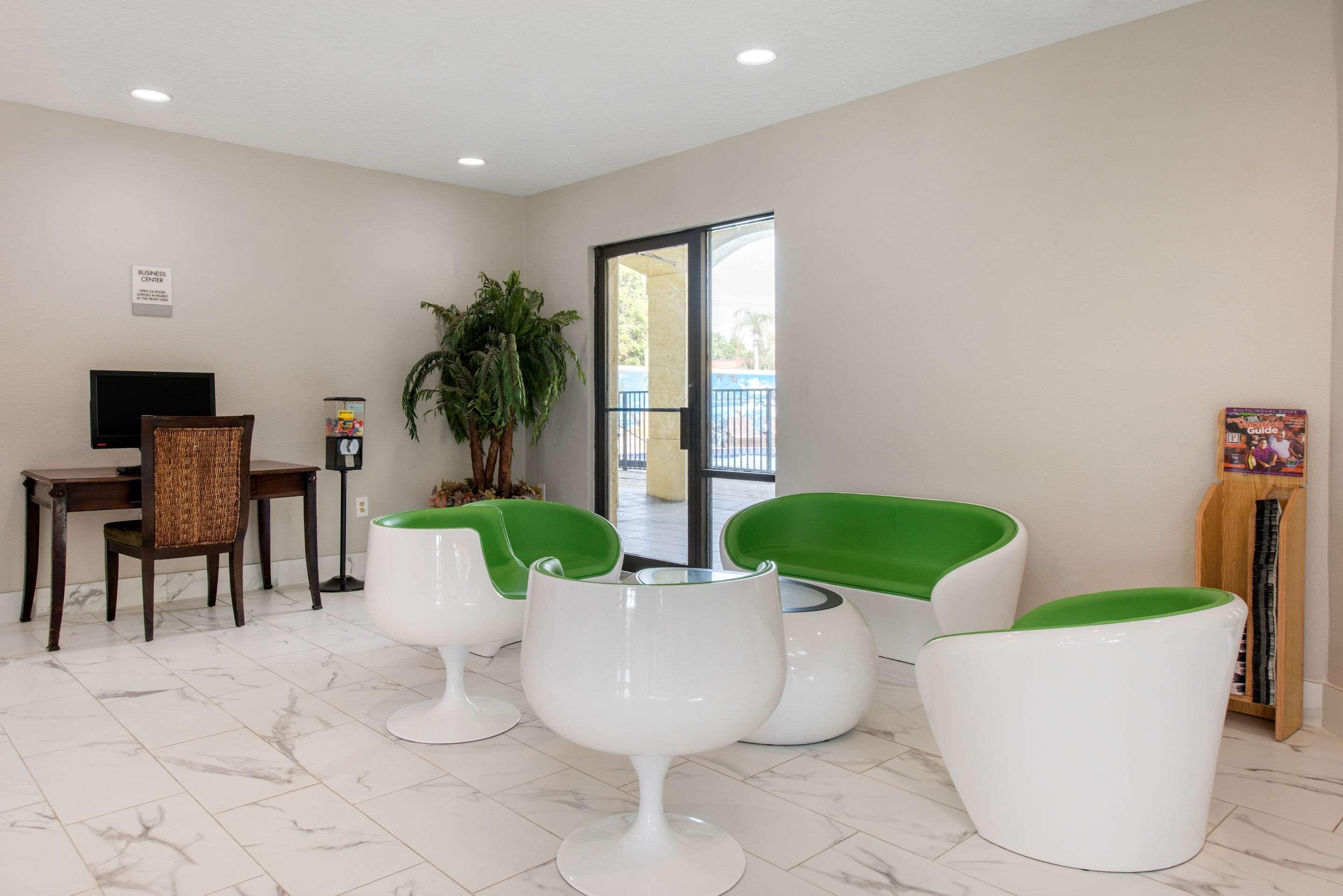 Clarion Inn & Suites Kissimmee-Lake Buena Vista South Luaran gambar