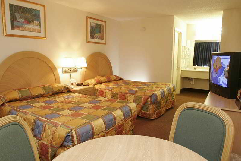 Clarion Inn & Suites Kissimmee-Lake Buena Vista South Luaran gambar